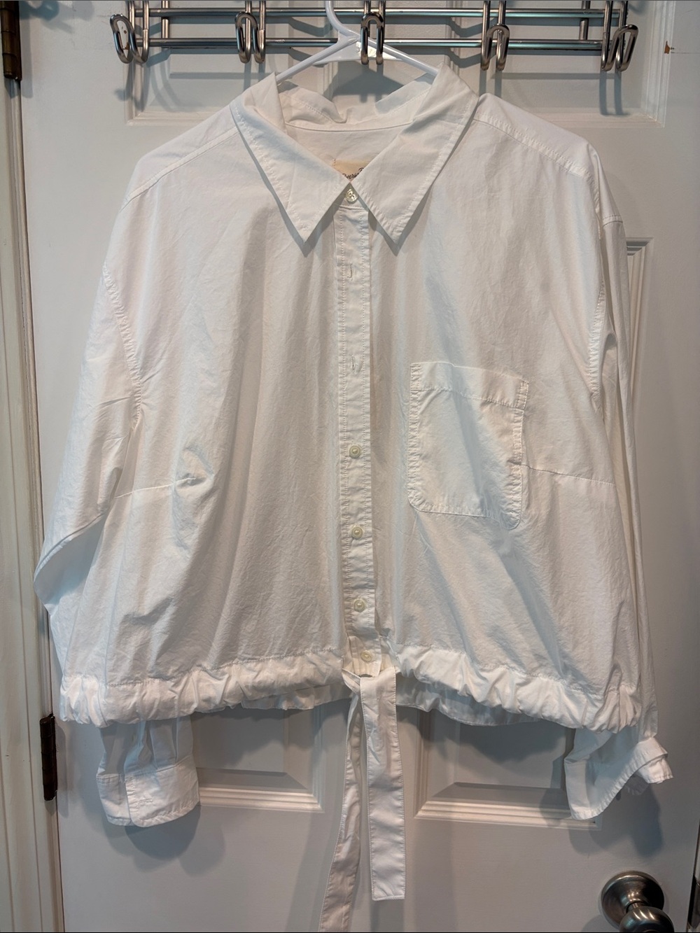 Universal Thread White Button-Front Shirt with Pocket